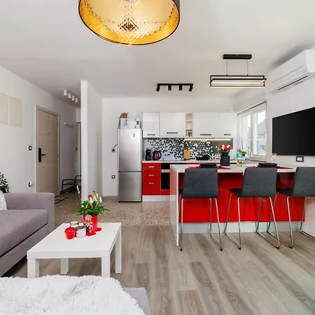 Kings Apartment